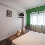 بيت ضيافة أتلانتيك هوم أزوريس Ponta Delgada